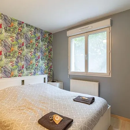 Zenbnb / Tournelles / Jardin Prive / Hyper-centre Daire